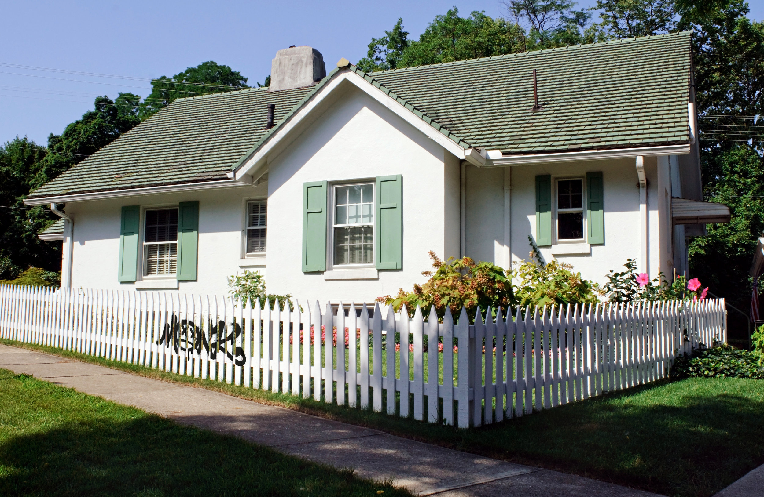 house-before-image